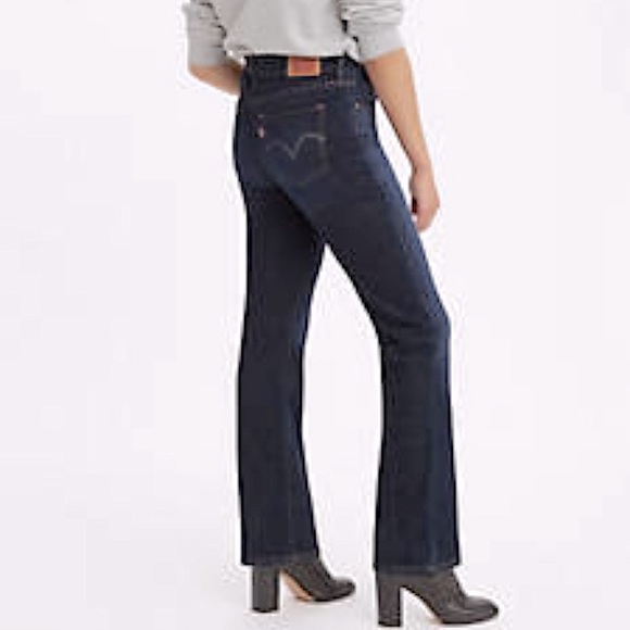 Levi’s Classic Bootcut, 28x32 - Picture 2 of 16